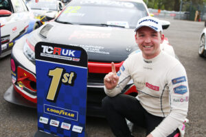 Oulton Park Winner TCR UK Chris Smiley