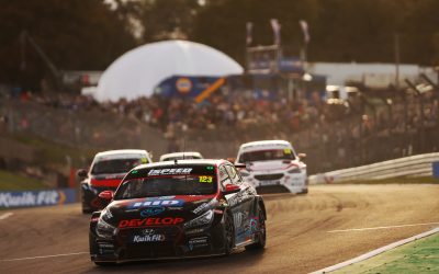 Double Title Glory for Restart Racing as Lloyd Clinches Independent Crown at Brands Hatch