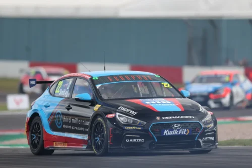 img-2026-003 Donington Park-Smiley-DG5_8067-1920-1280