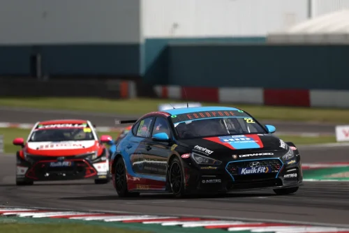 img-2026-003 Donington Park-Smiley-DG5_8279-1920-1281