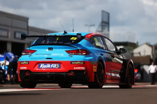img-2026-003 Donington Park-Smiley-RE2_9097-1920-1280